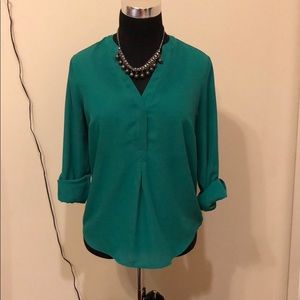The Limited Emerald Green 💚 blouse XS NWOT